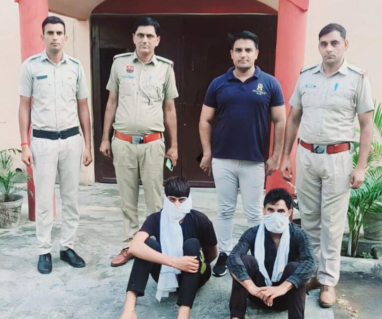 फायर कर जानलेवा हमला करने की घटना में संलिप्त दो आरोपियों को किया गिरफ्तार, न्यायालय में पेशकर लिए पुलिस रिमाण्ड पर 
