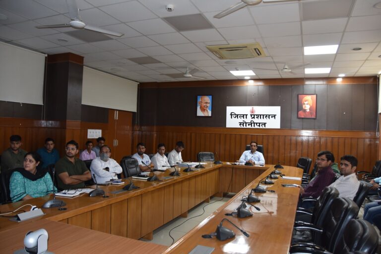 धान फसल की बिक्री होने के तुरंत बाद करवाएं फसल का उठान-उपायुक्त डॉ० मनोज कुमार